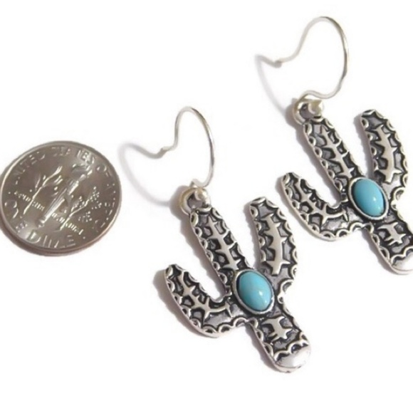 Turquoise Cactus Earrings - Picture 3 of 4